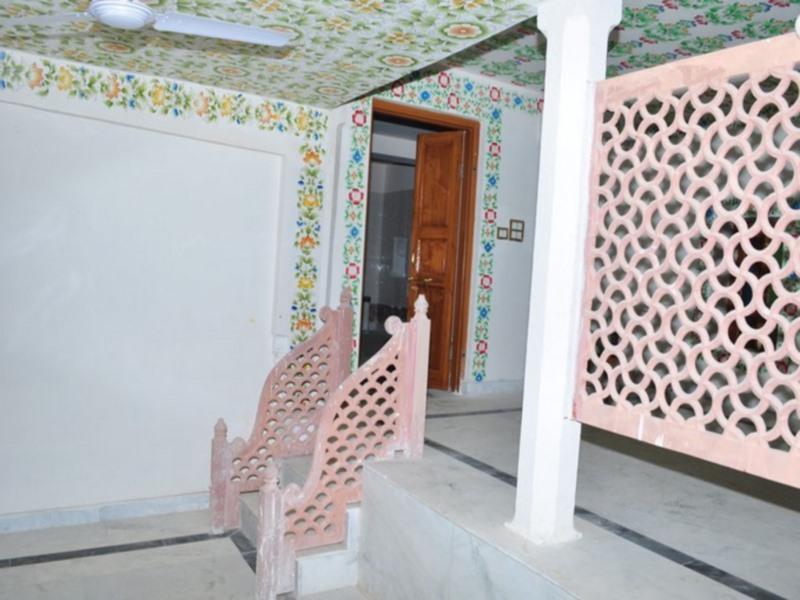 Hotel Suroth Mahal Luhāru 外观 照片